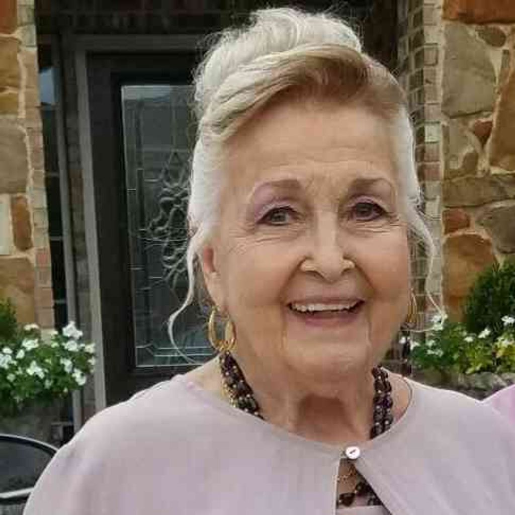 Helen Caroline Theisen Profile Photo