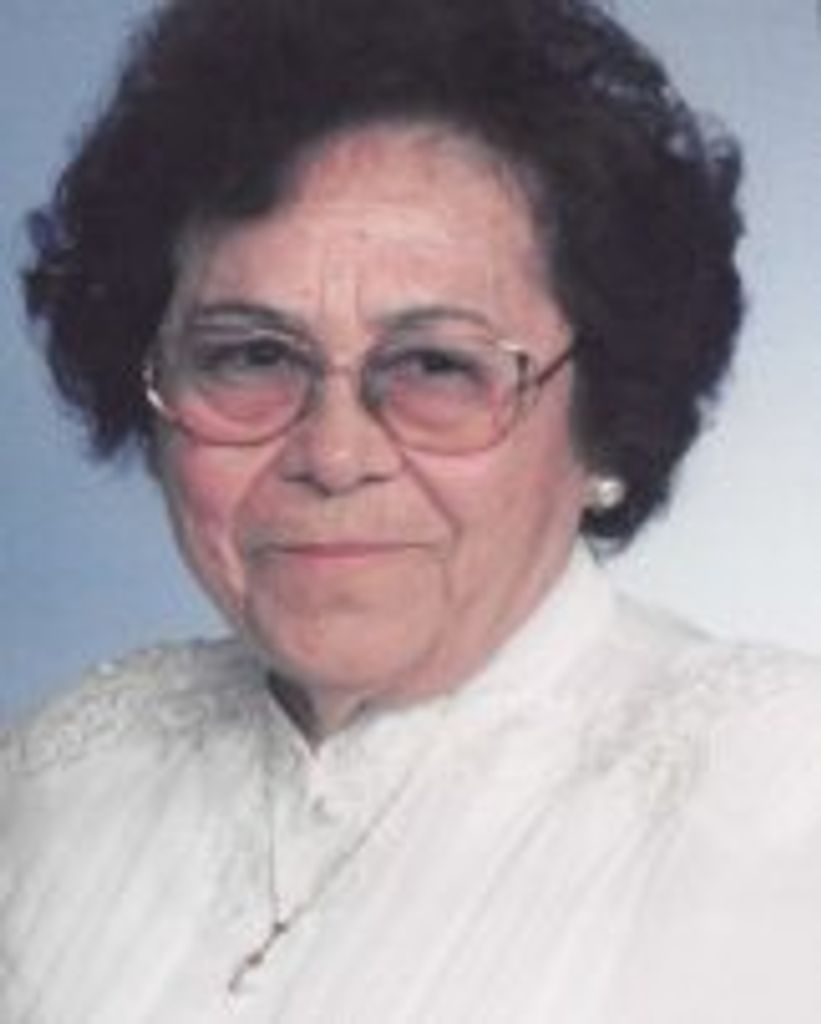 Manuela Urias Profile Photo