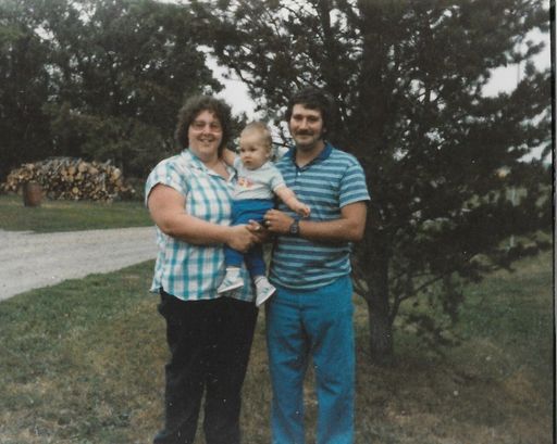 Larry Eugene Medek photo gallery thumbnail 18 of 86