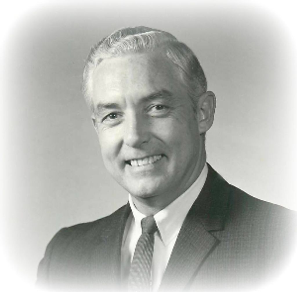 Tilman Elmer Dean Profile Photo
