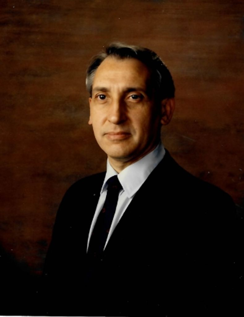 Dr. Vincent  Paul Lucido