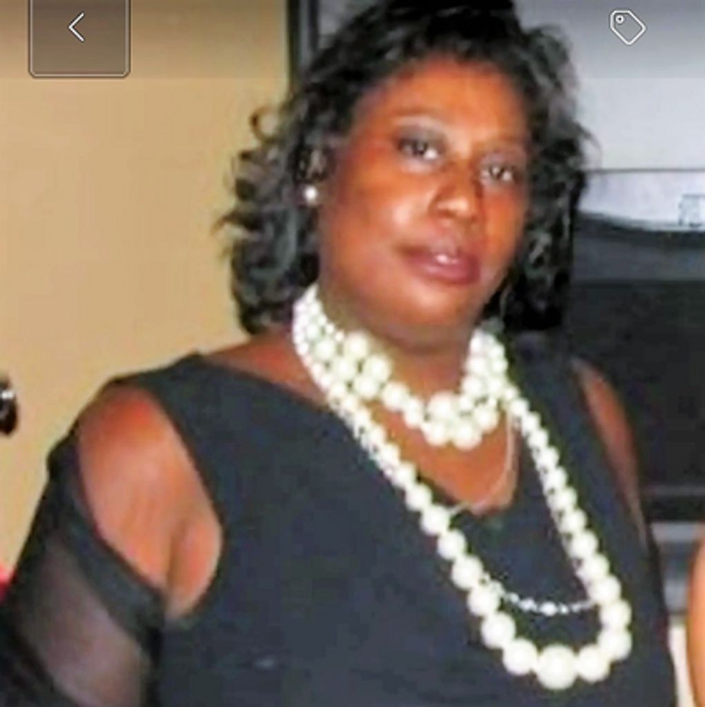 Michelle Lewis Profile Photo