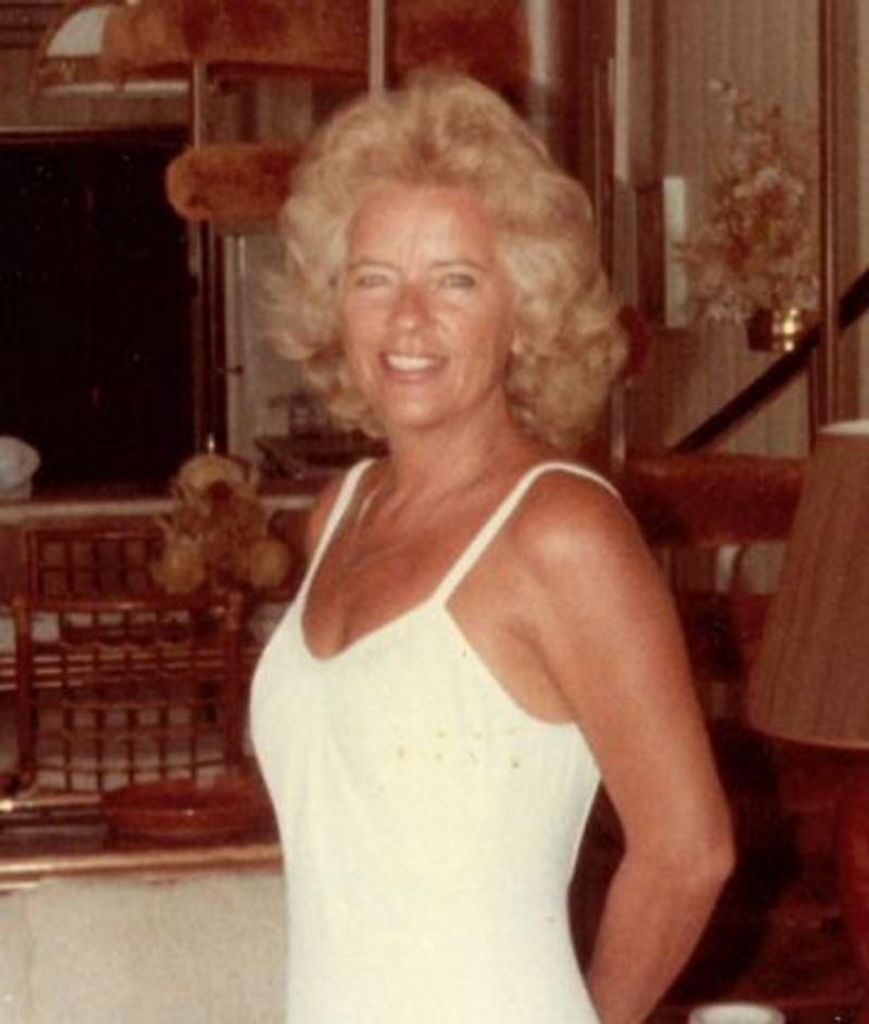 Sandra Cline Profile Photo