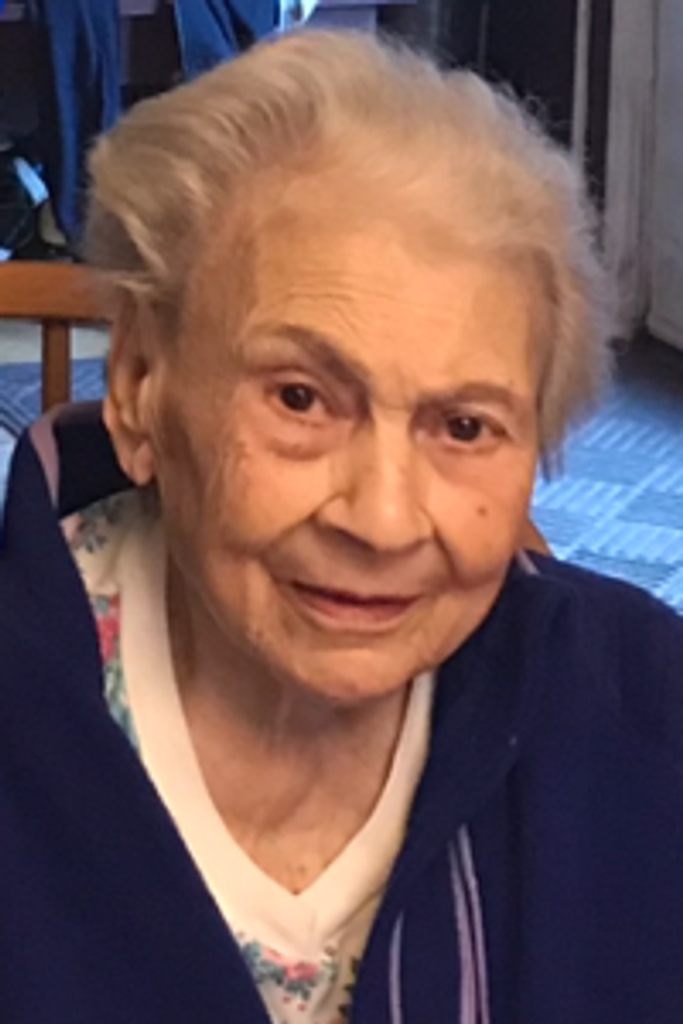 Esther (Taddeo) Narducci