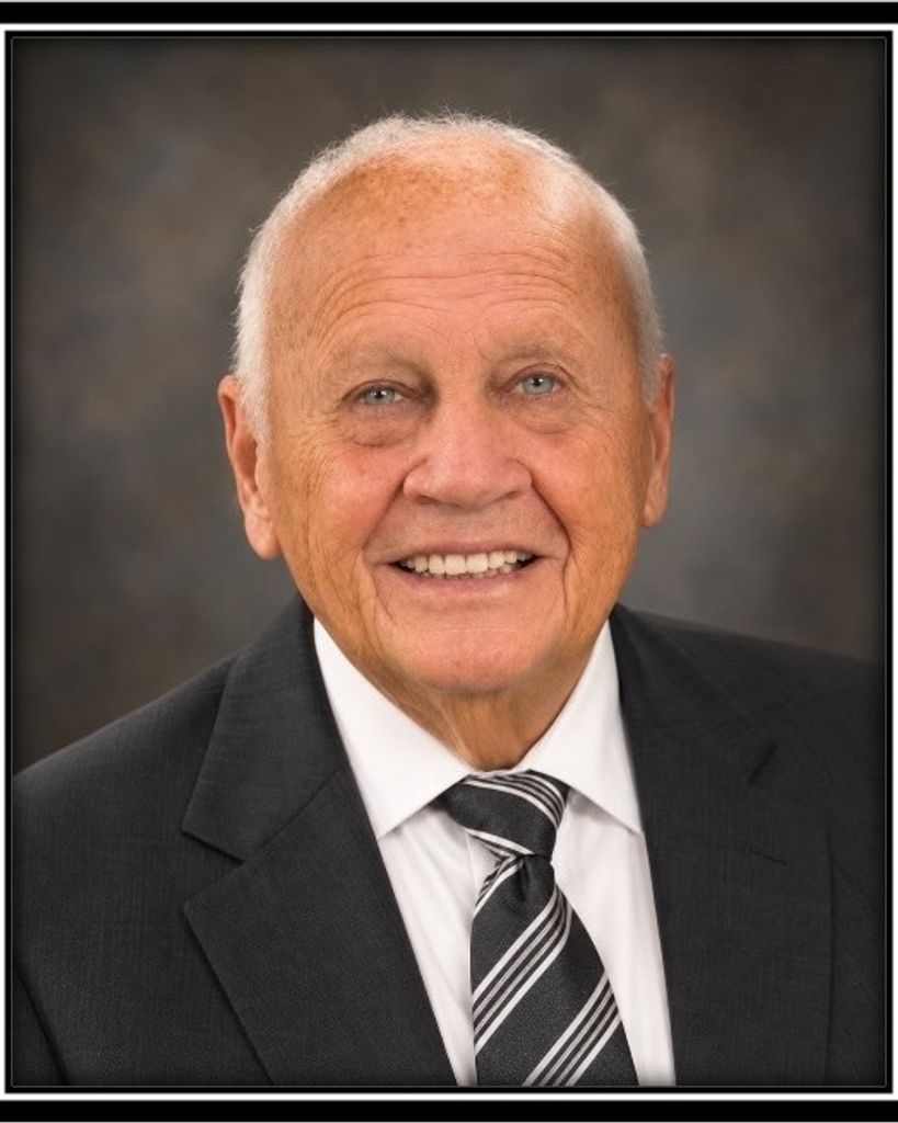 Rev. John Van Den Berg Profile Photo