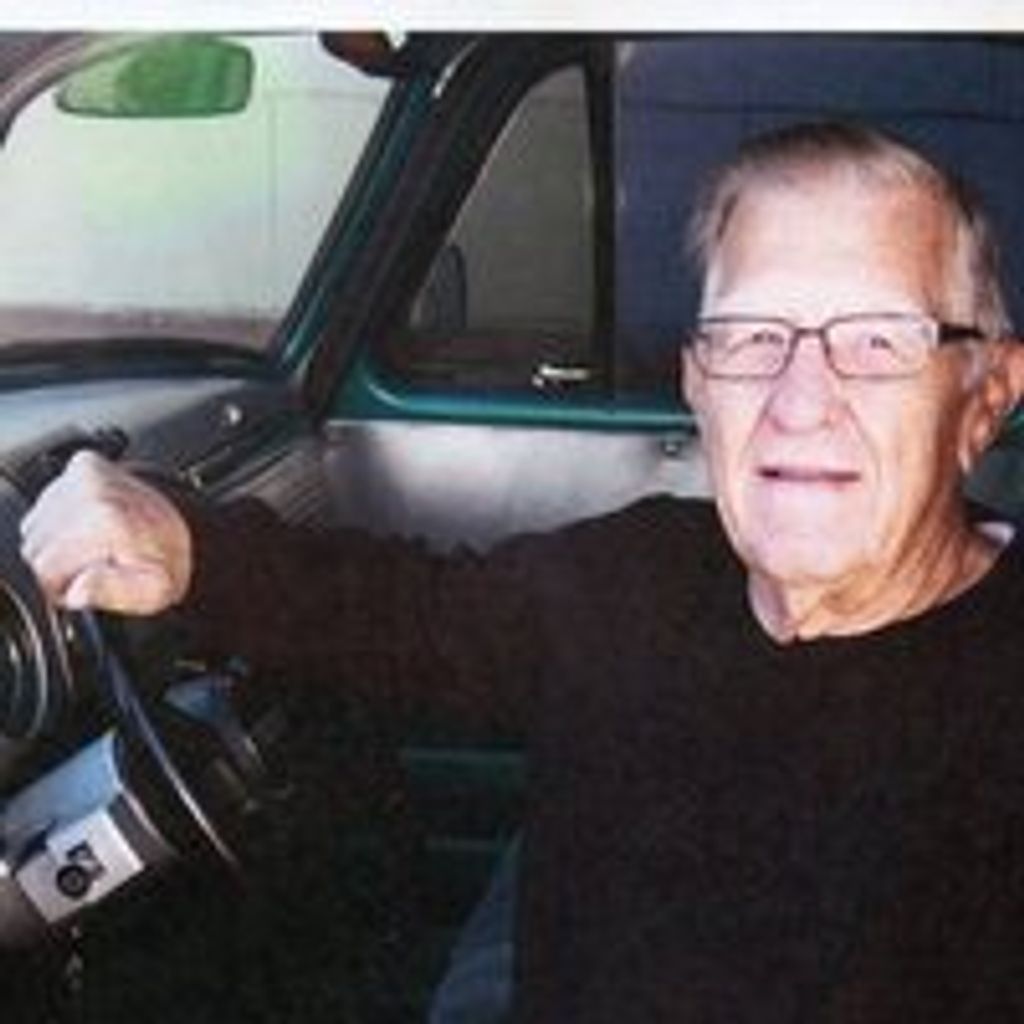 Bobby "Bob" Ray Hoover