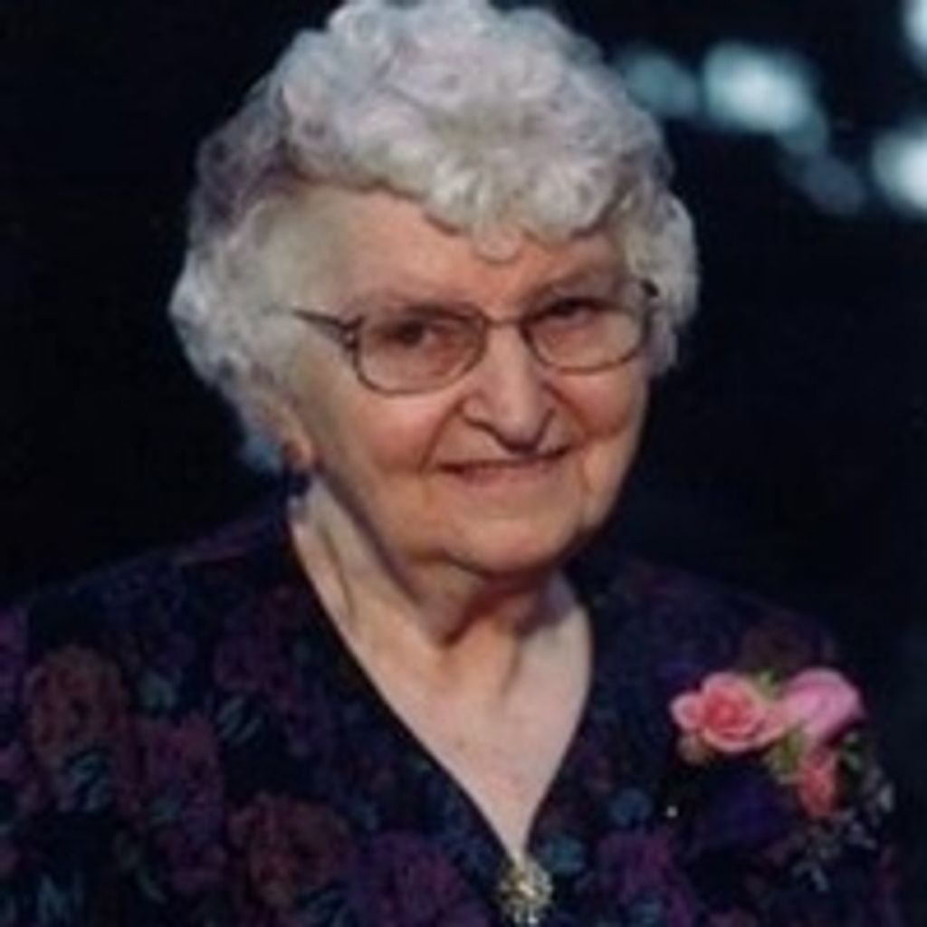 Ethel E Pflughoeft