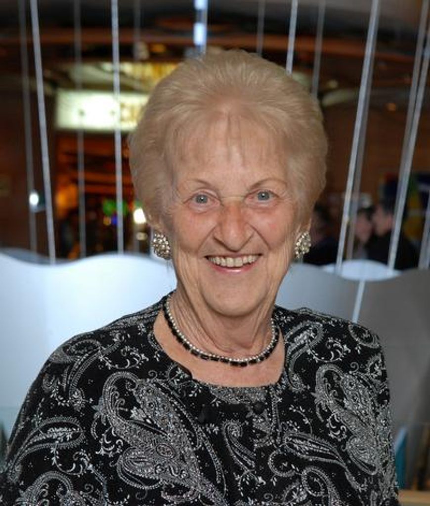 Helen Ecelbarger Profile Photo