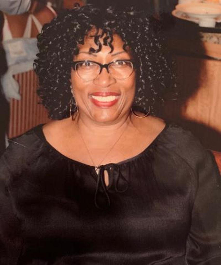 DOROTHY THOMAS