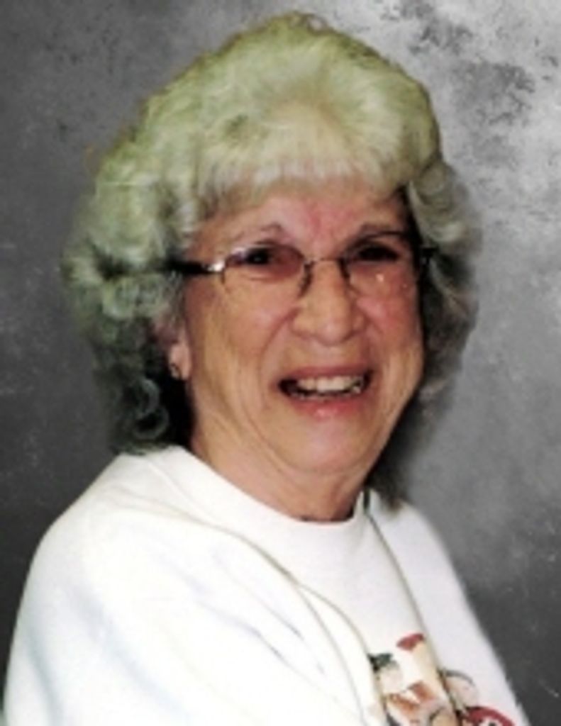 Doris  Mae Brackett