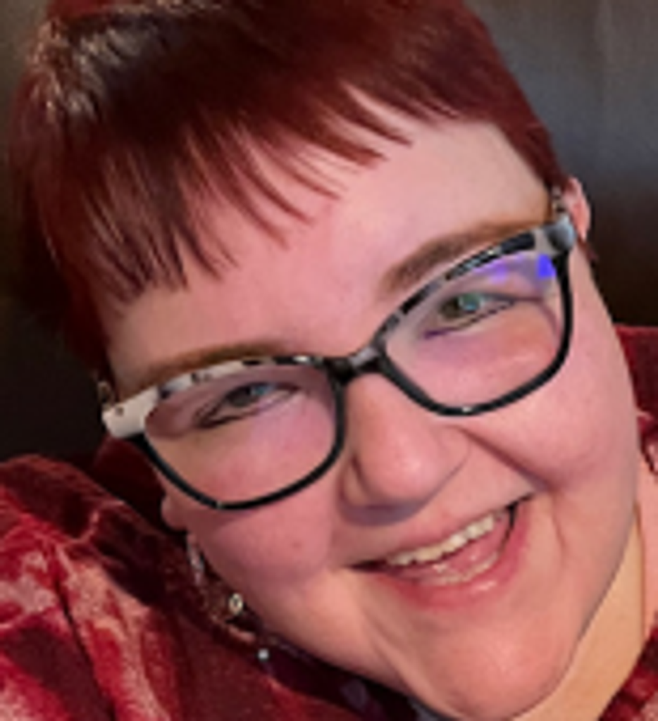 Tina Lapash Profile Photo