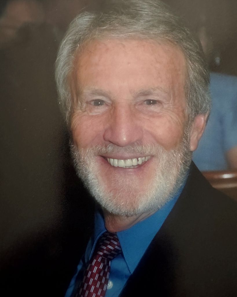 Harris Holly Profile Photo