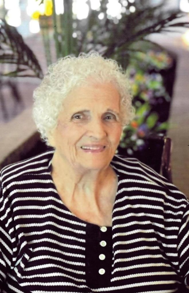 Louise Castle Burchett Profile Photo
