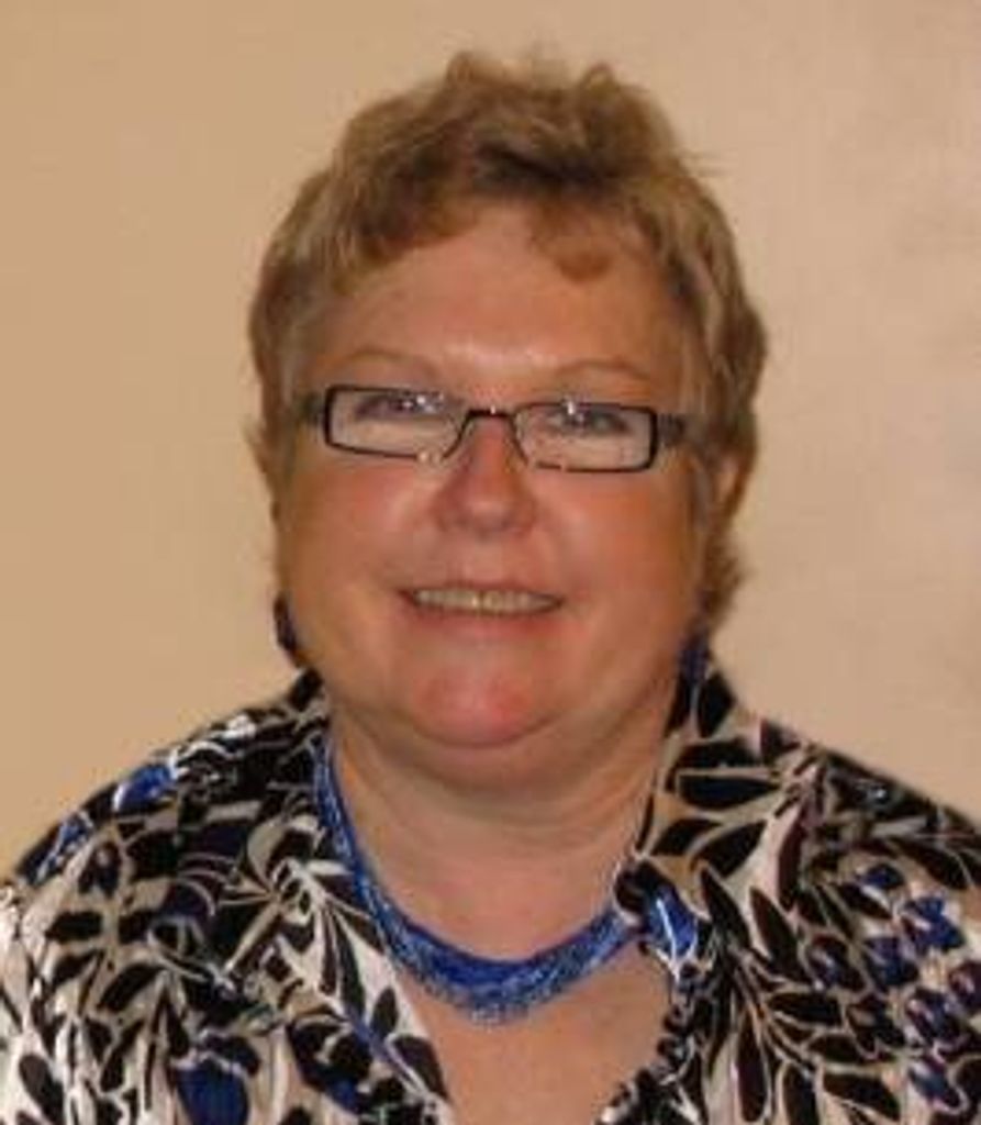 Christine Mcneil Profile Photo