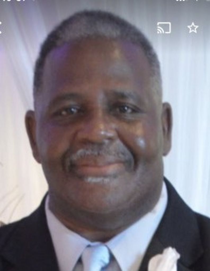 Michael Lee Russell