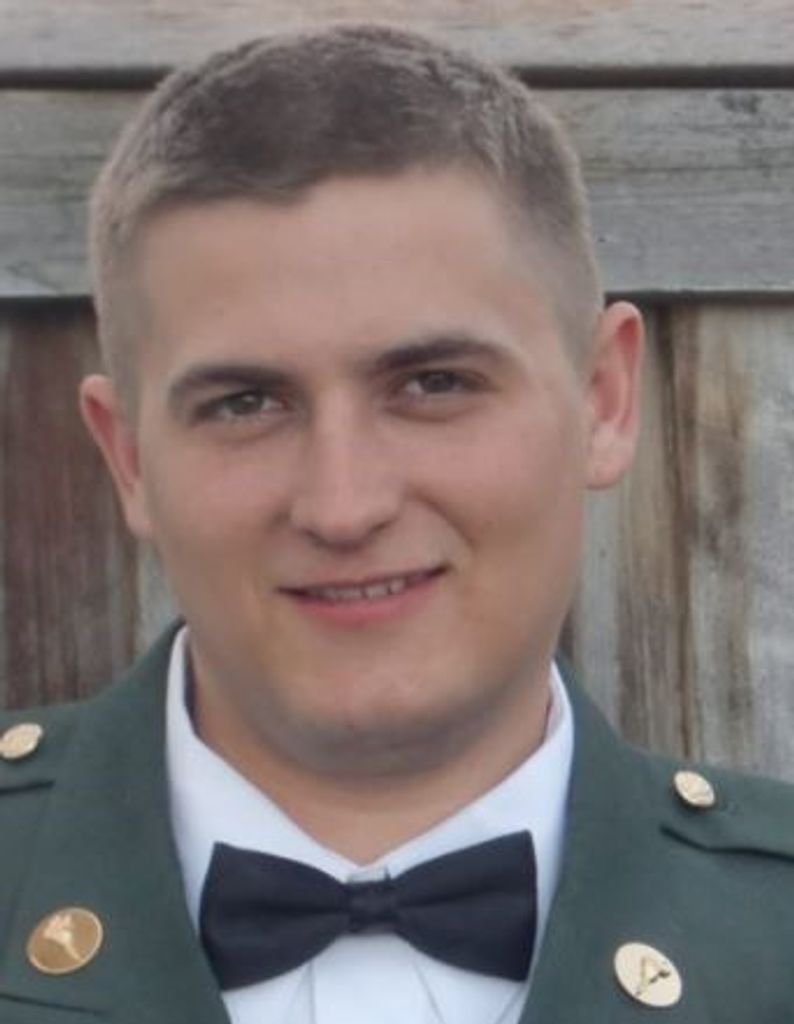 Eric Dunton Jr.
