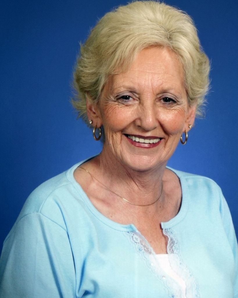 Nola Carol Lewis Profile Photo