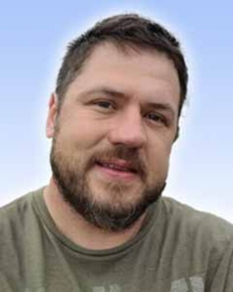 Aaron Daniel Granda Profile Photo