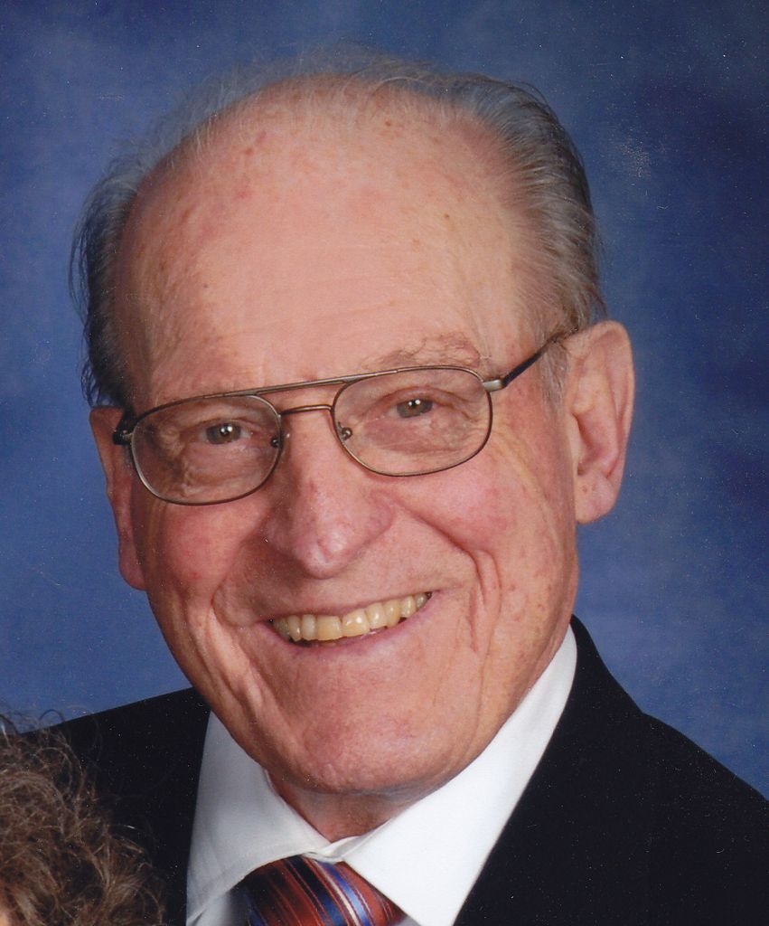 Mr. Robert Louis Hoskins