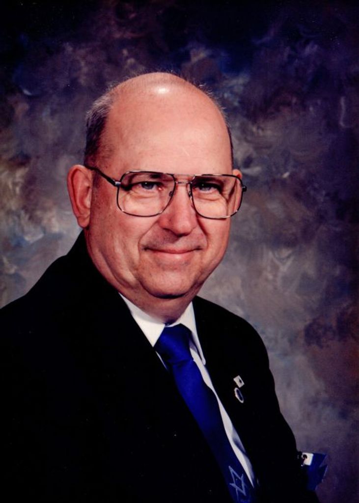 Walter Emerson Russell Profile Photo