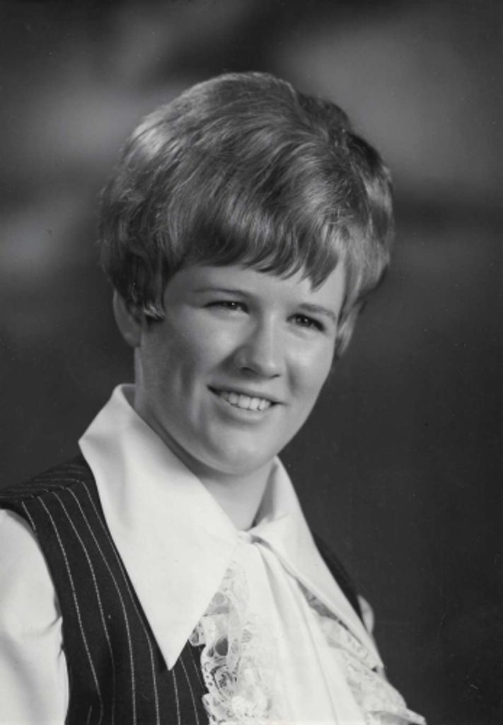 Suzanne Marie Rhen Profile Photo