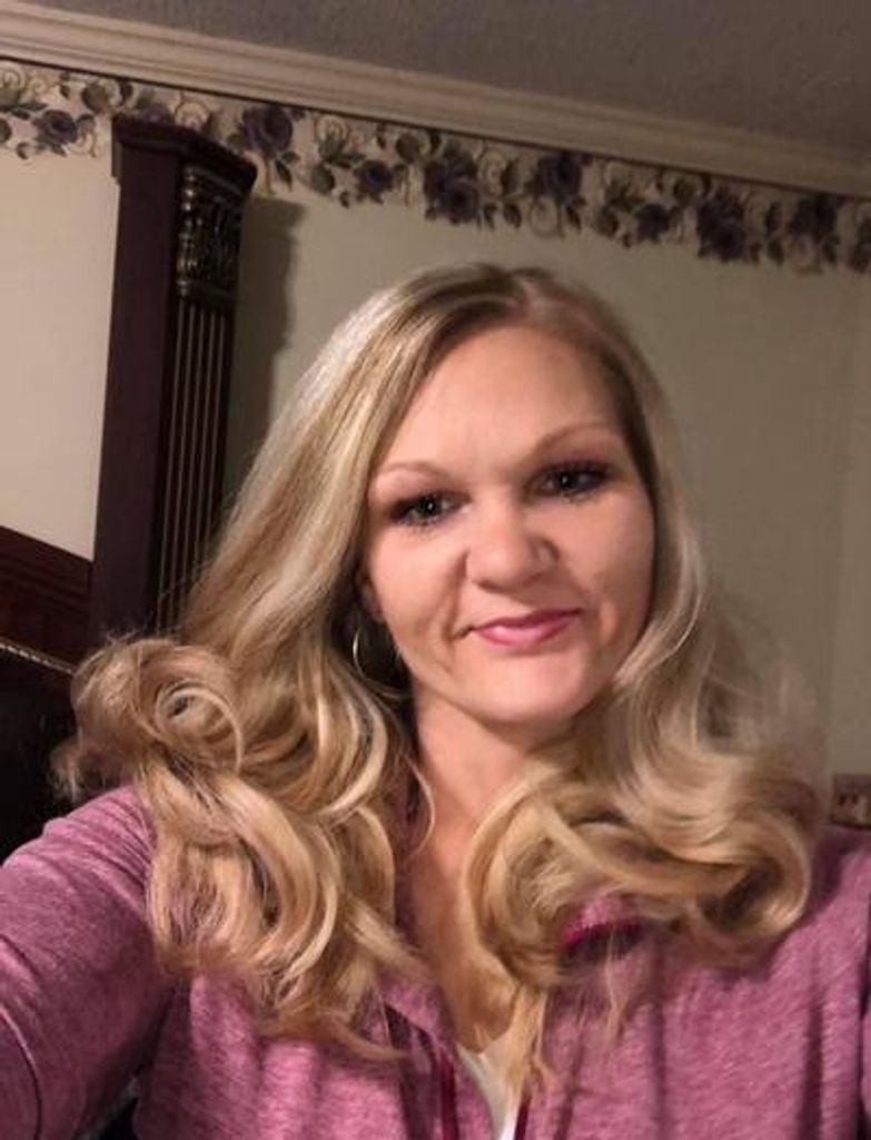 Lisa Anne Lavelle-Crawford