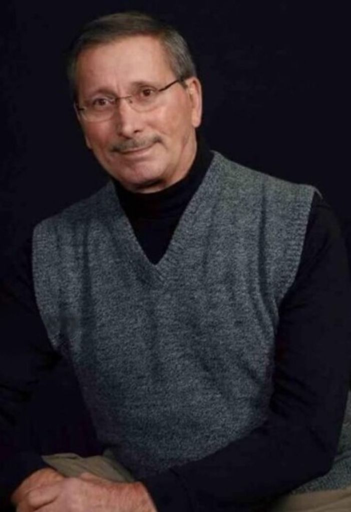 Paul Chester Madalinski Profile Photo