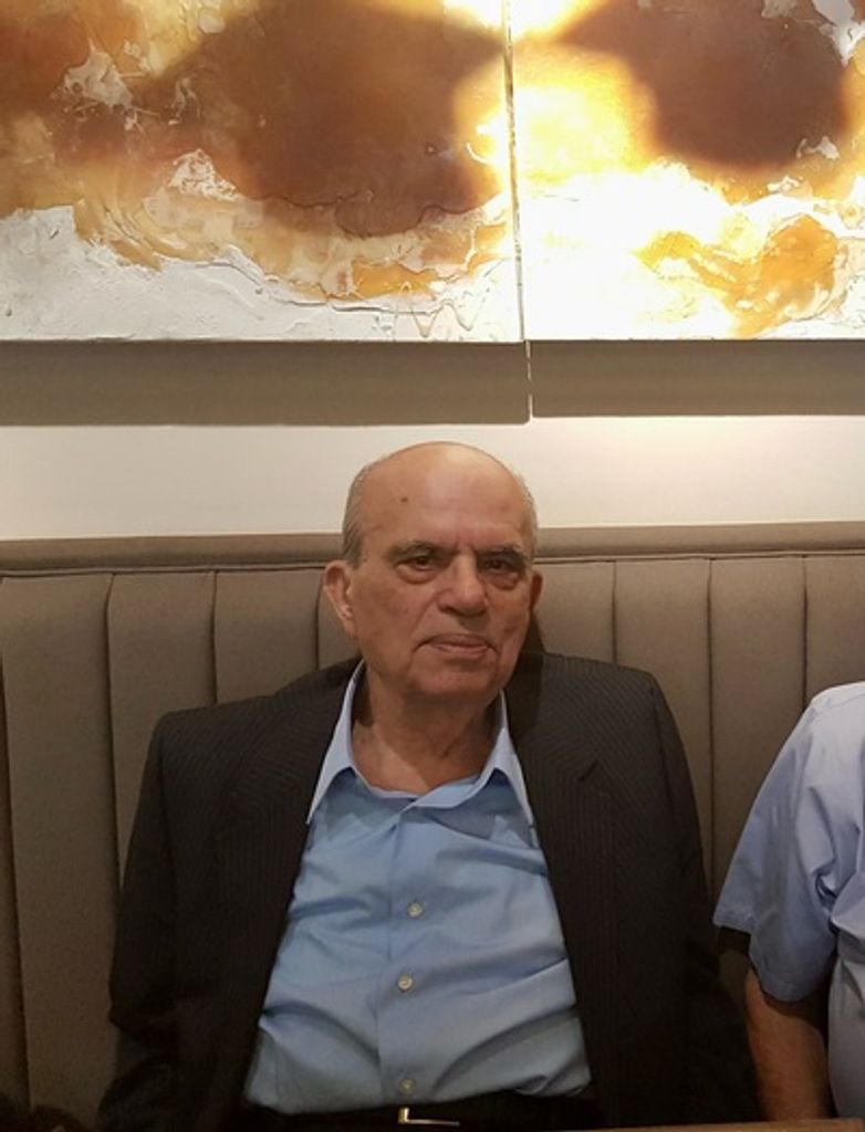 Alekos Kalogeropoulos Profile Photo