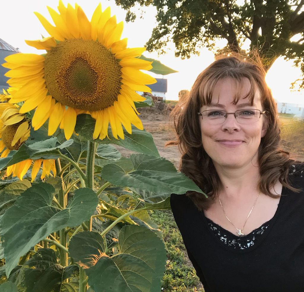 Cynthia Schneider