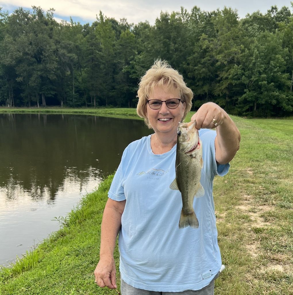 Sandy Overby Flynn Profile Photo