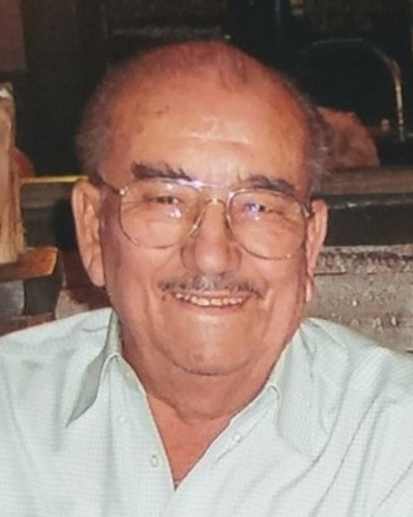 Israel Flores