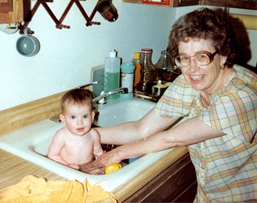 Wendy Jiacoletti photo gallery thumbnail 21 of 71