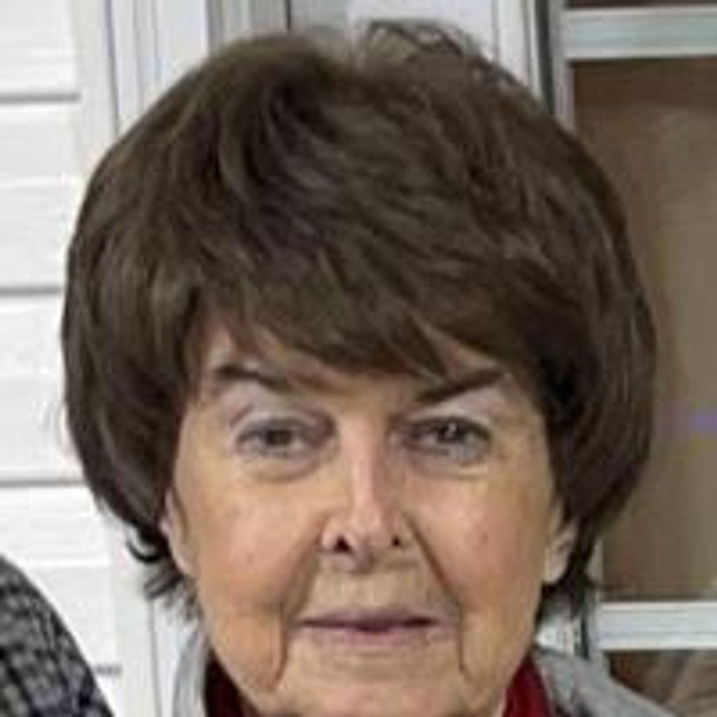Elaine " Sissie" Adcock Hensley