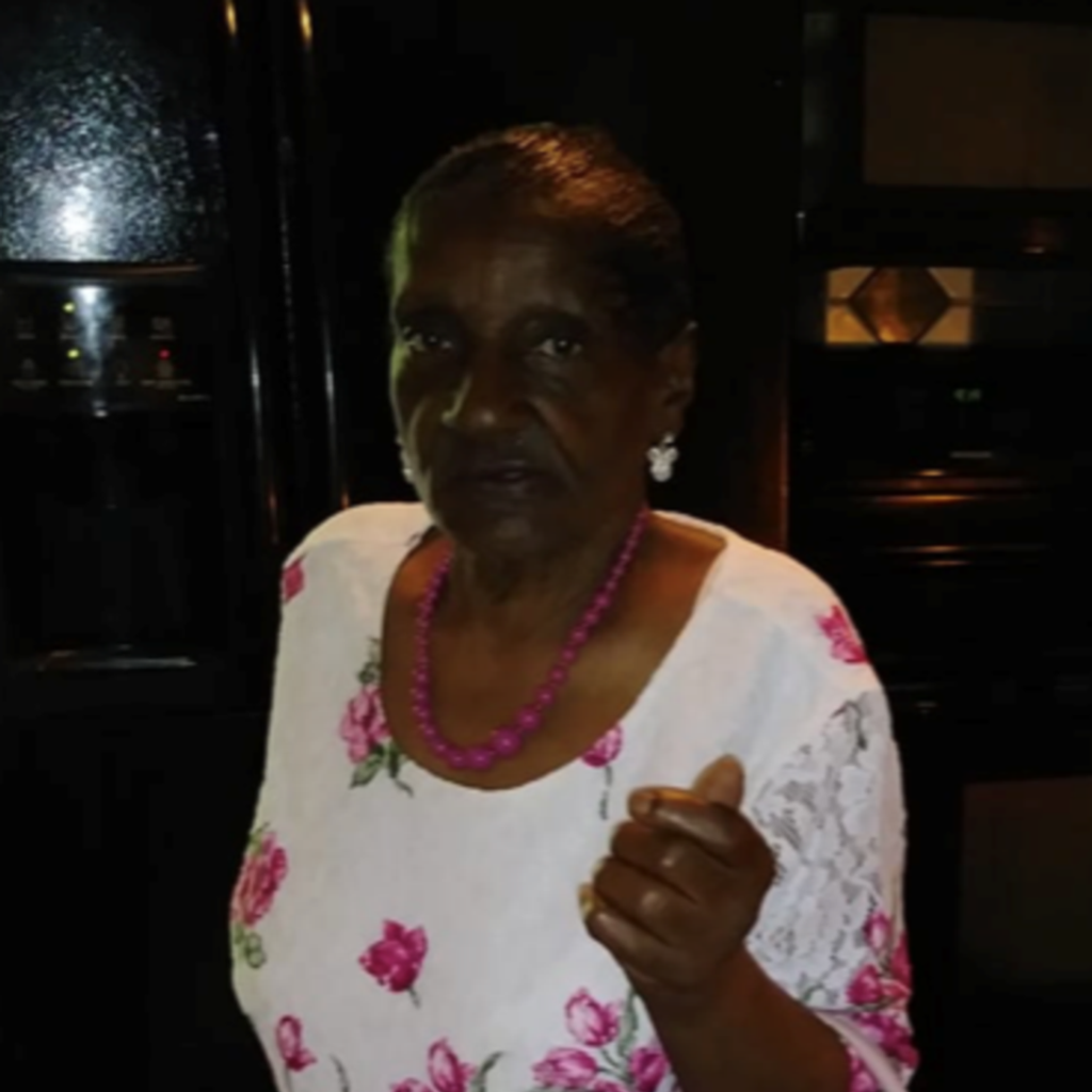 Sarah Lee Brady Profile Photo