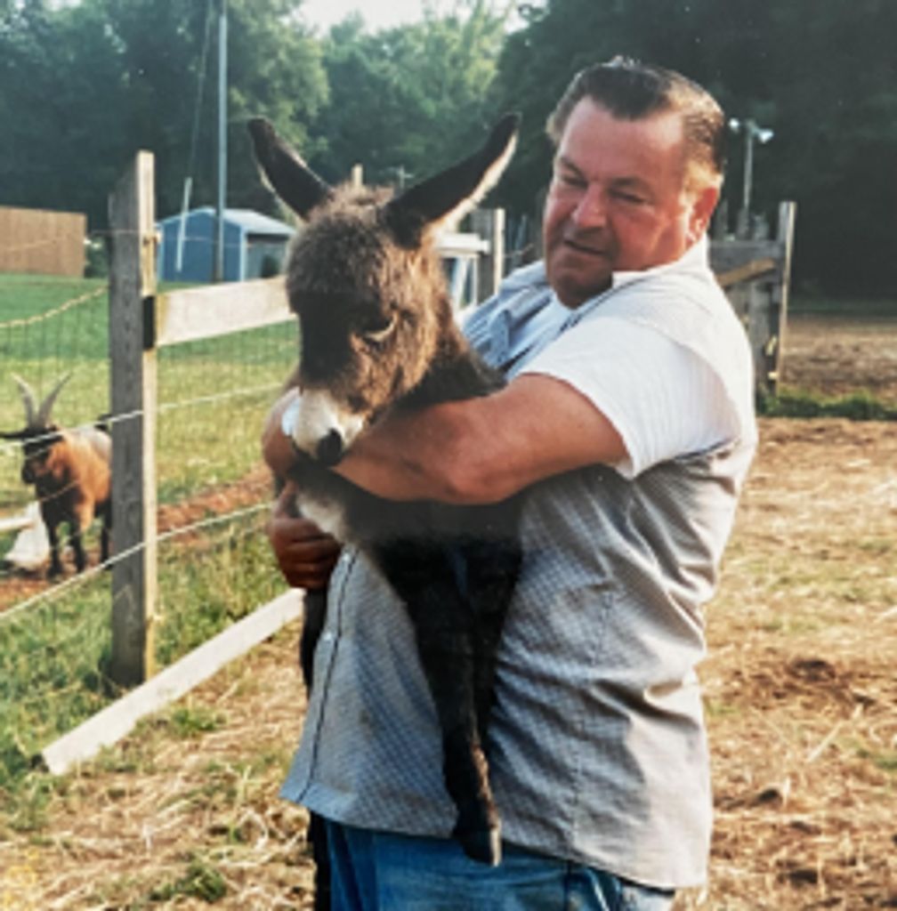 Robert Jones Profile Photo