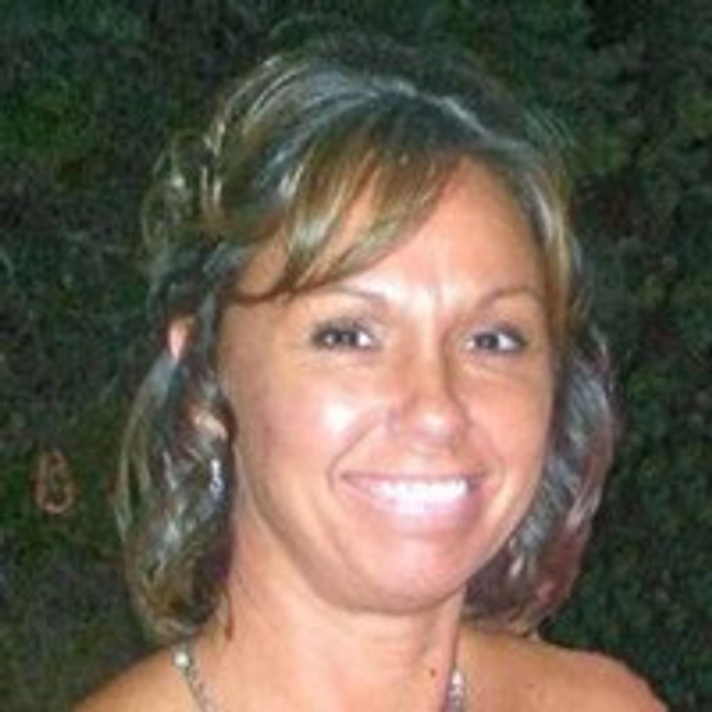 Tina M Phlipot