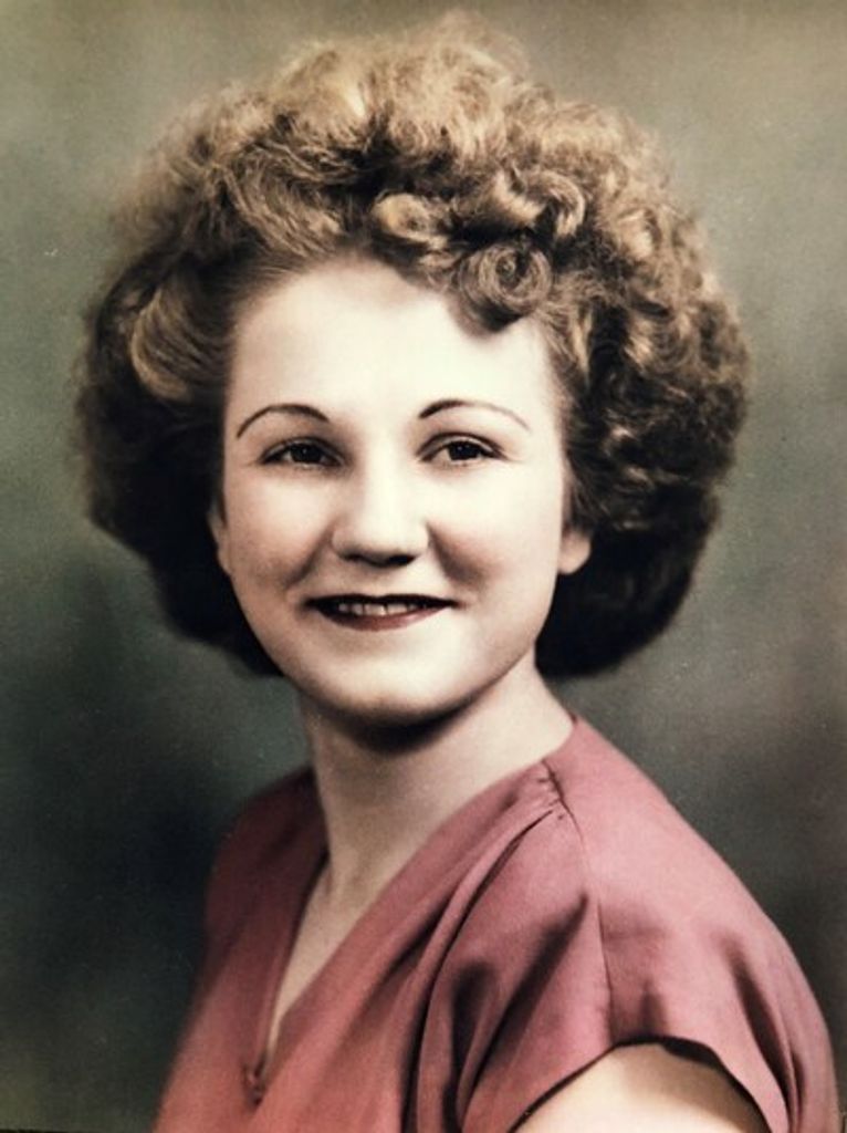 Theresa Lacoursiere Profile Photo