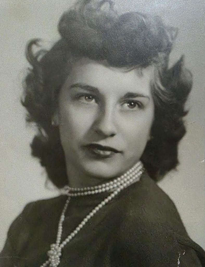 Darlene Opal Carlton-Gavaert Profile Photo