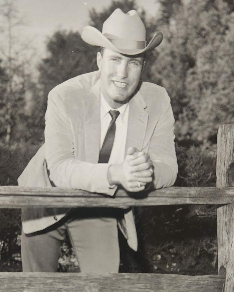Frank W McCrea