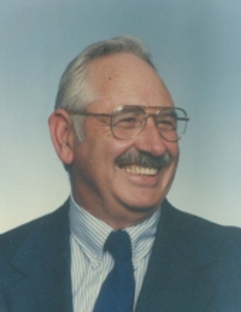 Howard Smith Profile Photo