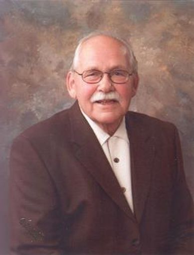 Leroy Tesch Profile Photo
