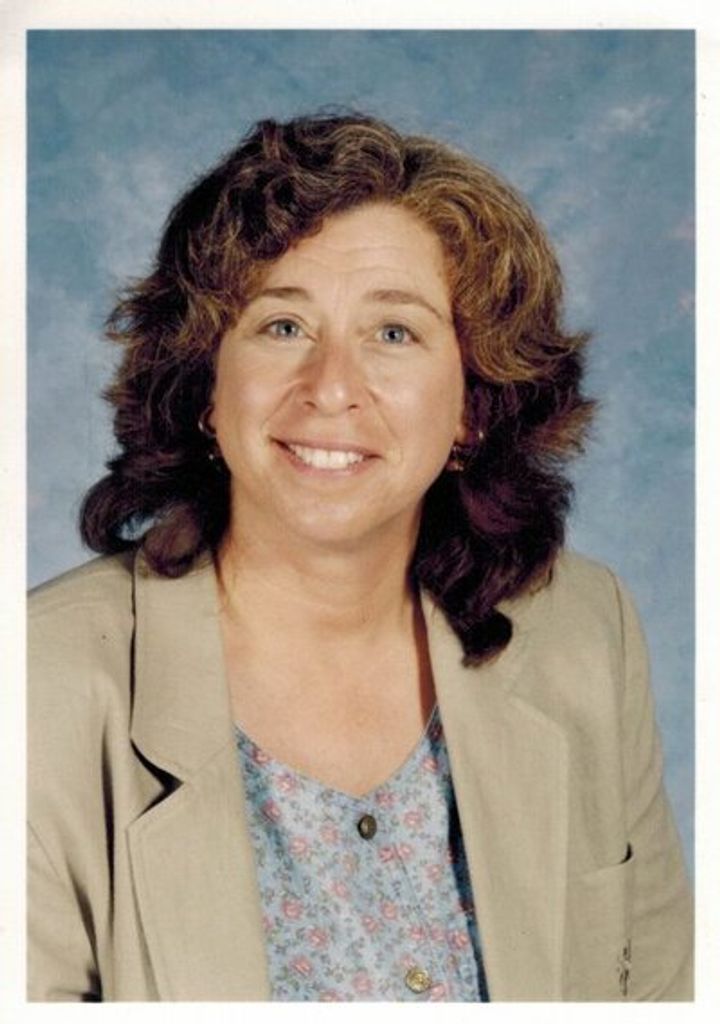 Linder Lewis Dermon Profile Photo