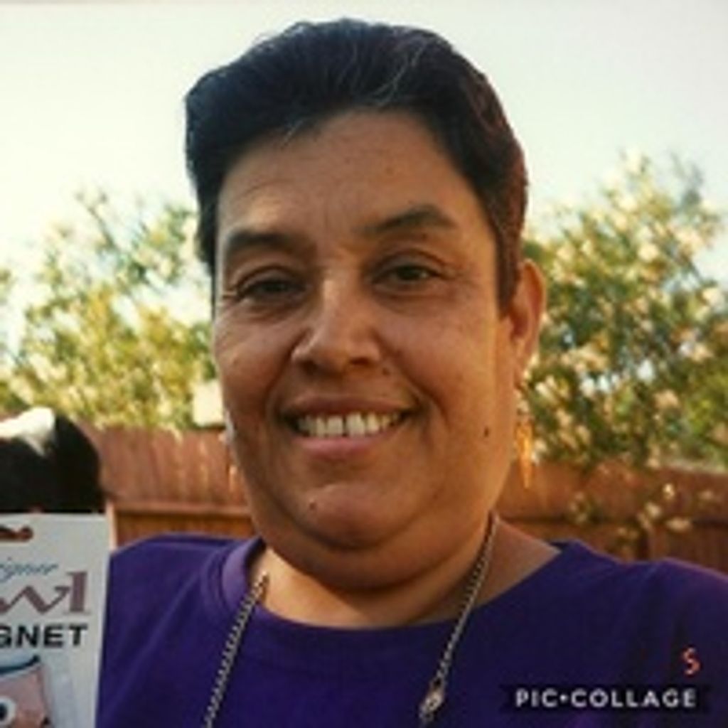 Consuelo  Joslin Flores