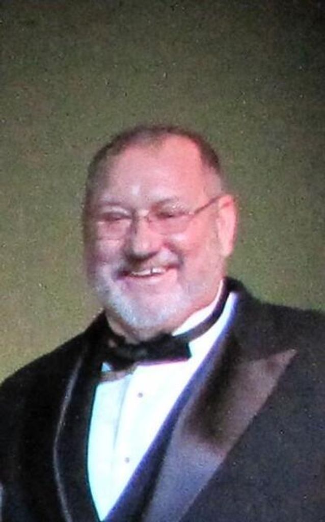 Laymon Ray Riffle Profile Photo