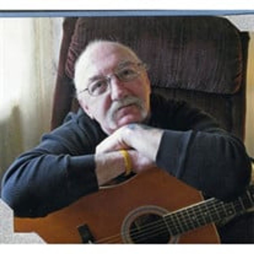 Robert J. "Bob" Thomas