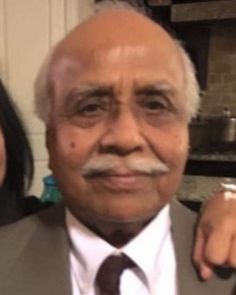 Christopher M Raj Profile Photo