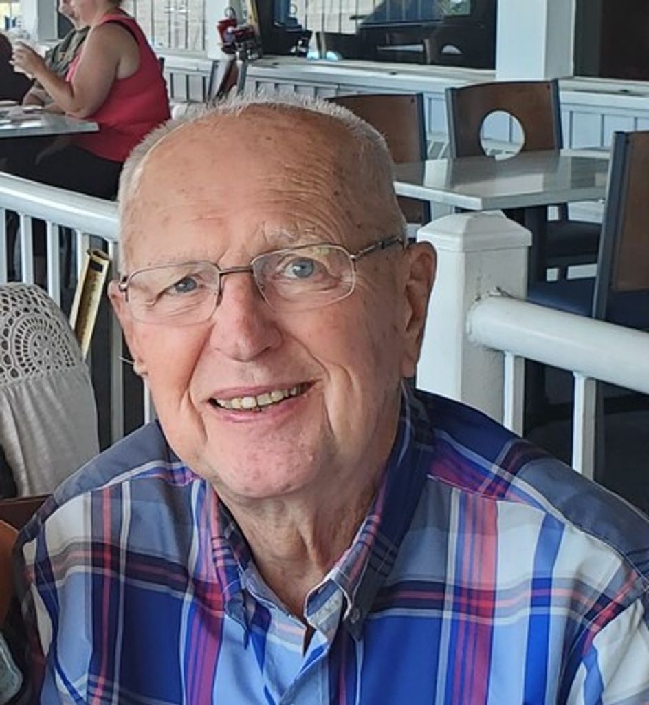 Roger L. Schultz Profile Photo