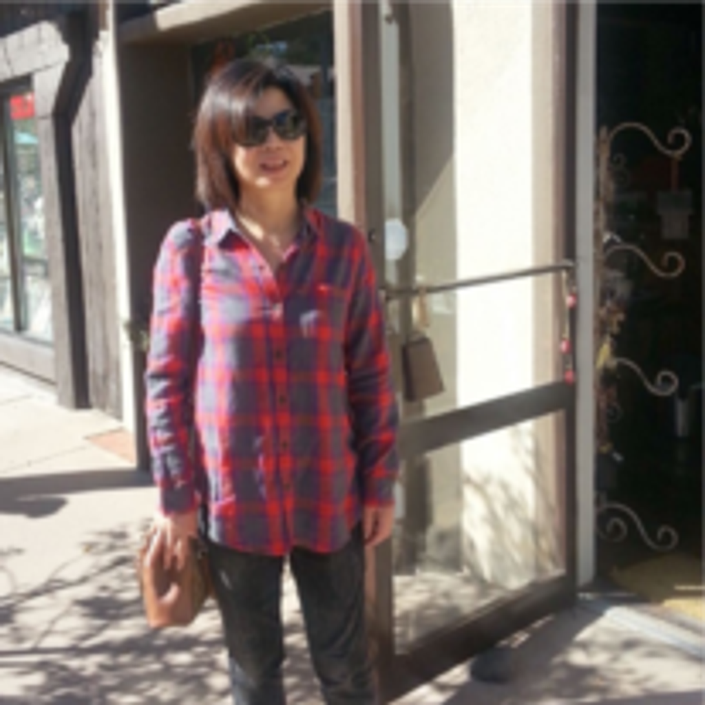 Chom Suk Levander