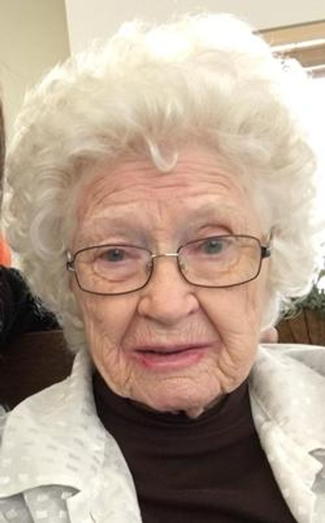 Elaine Evelyn Gray