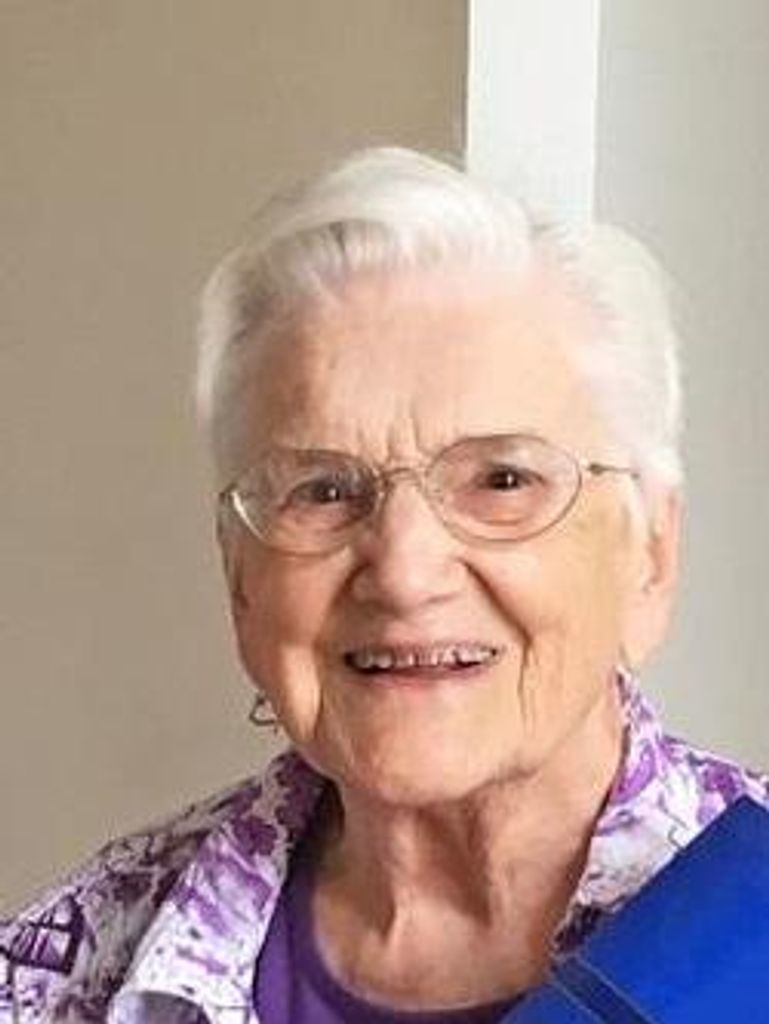 Rose Marie Schneider (Herman)